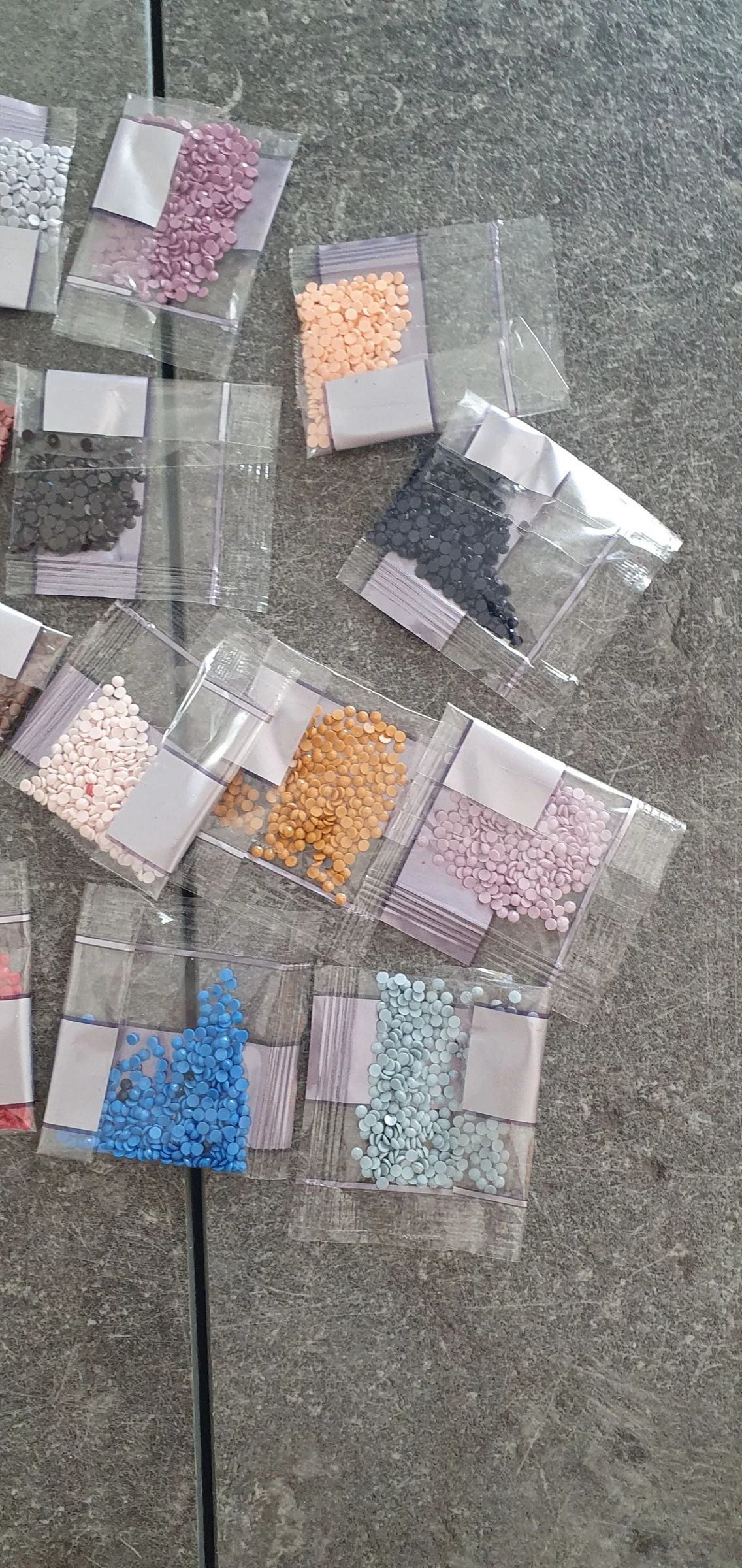 Various diamond painting accessories – photo 2